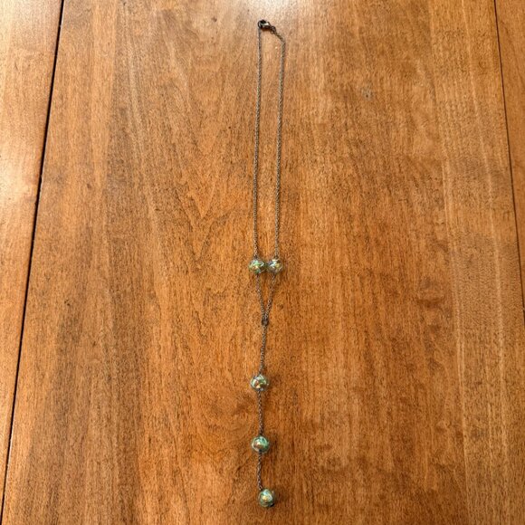 Silver Y-chain with green-and-gold marbled shimmery blown glass beads - Picture 3 of 9